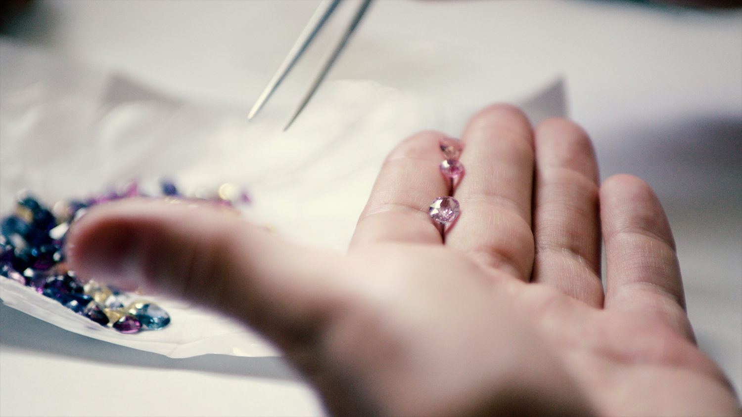 What is True Padparadscha Sapphire Colour?