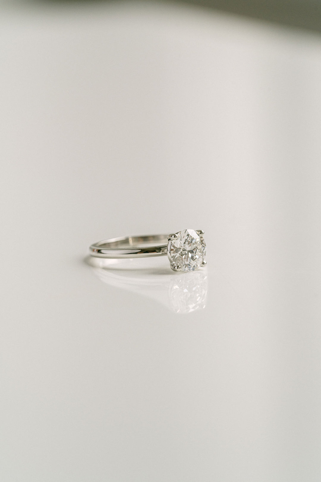 Round Brilliant Diamond Solitaire Engagement Ring, Platinum