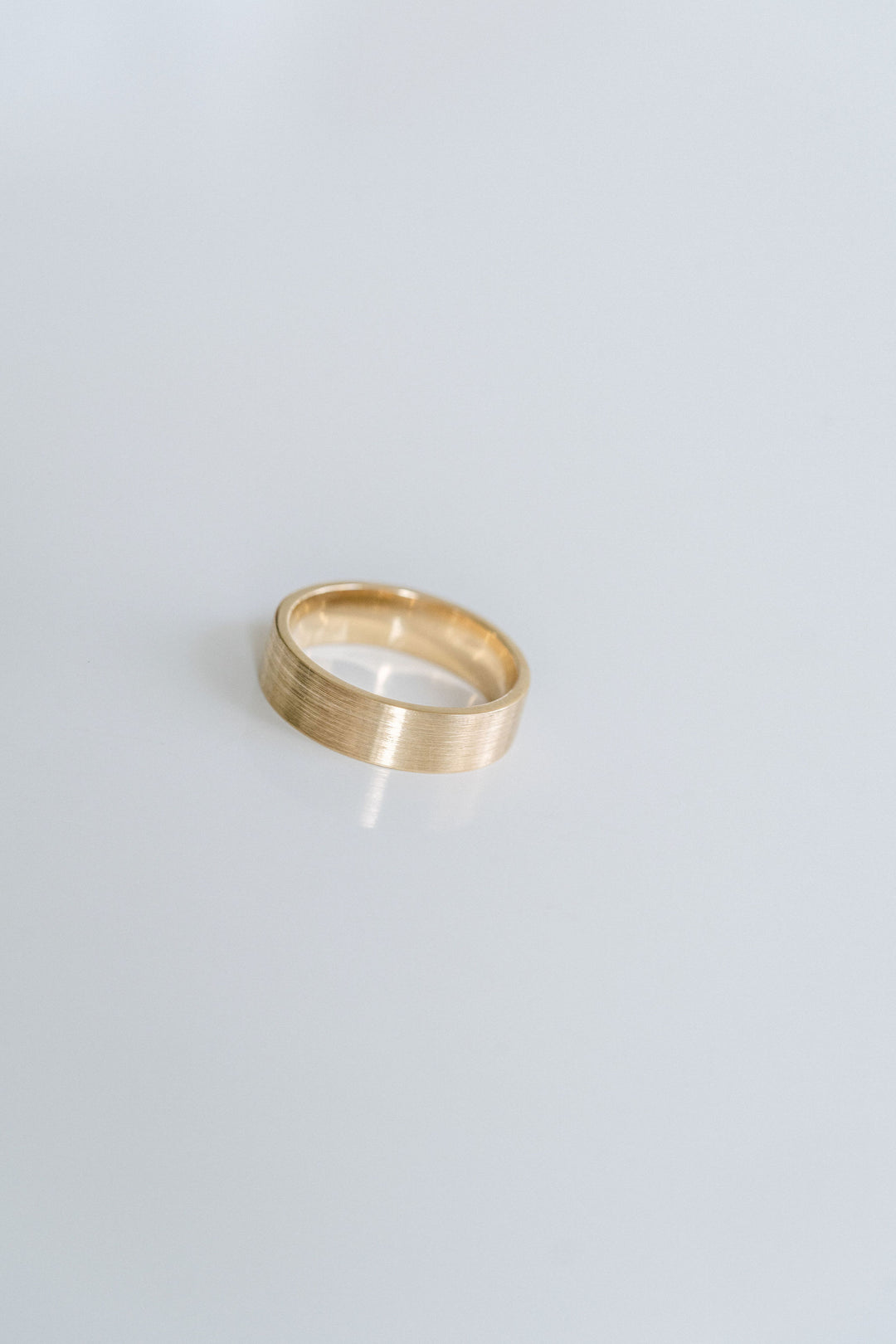 Flat Brushed Mens Band