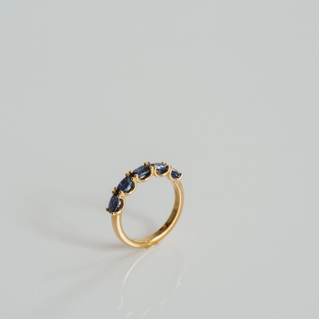 Oval East-West Blue Sapphire Dahlia Band
