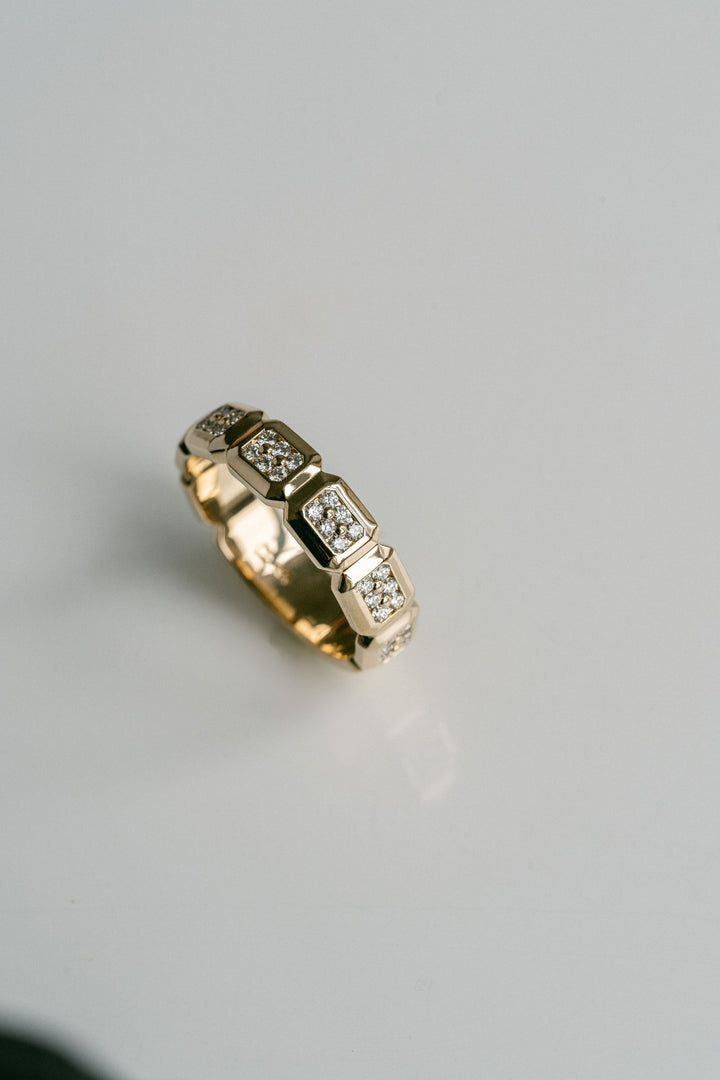 Faceted Geometric Diamond Pavè Mens Band