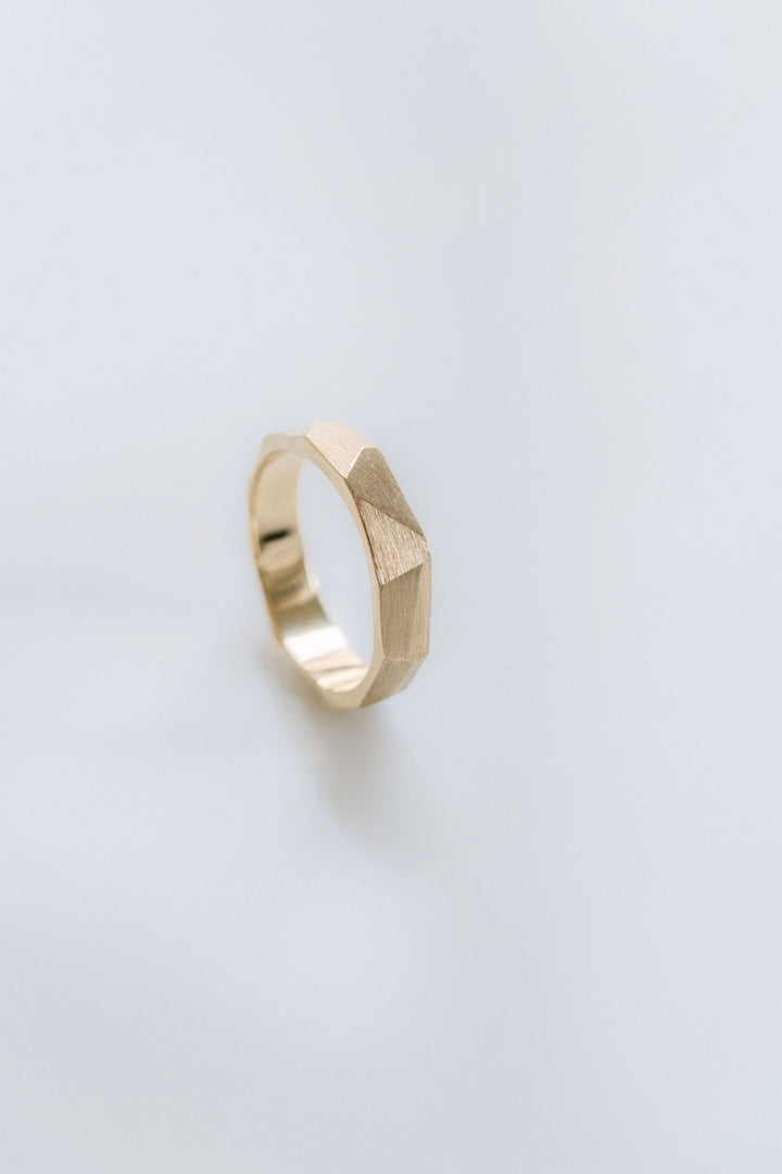 Brushed Faceted Mens Band