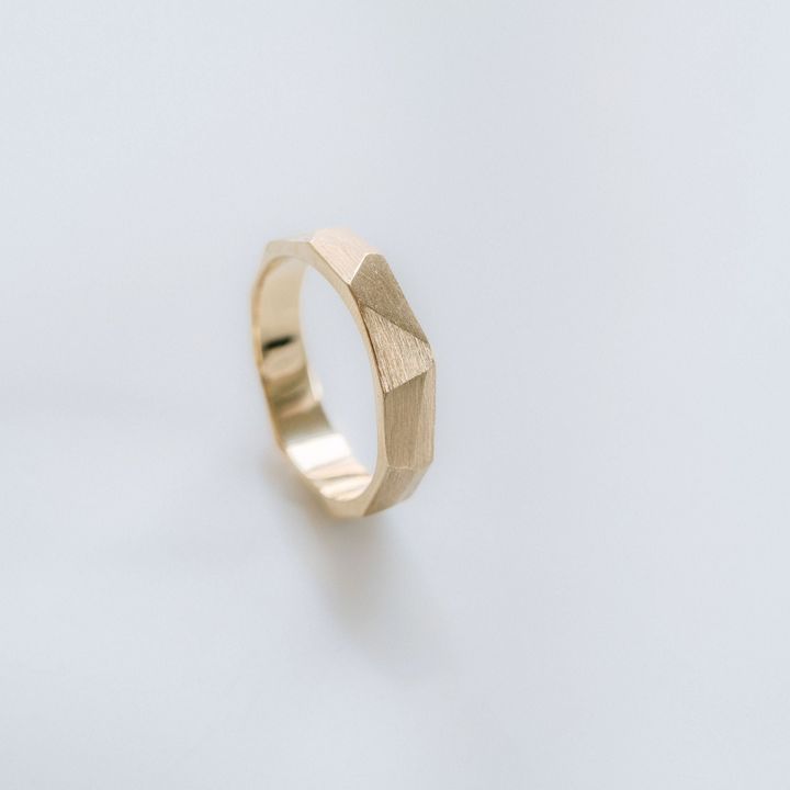 Brushed Faceted Mens Band