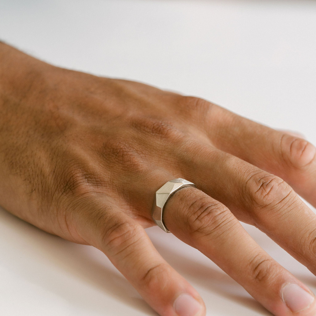 Brushed Faceted Mens Band