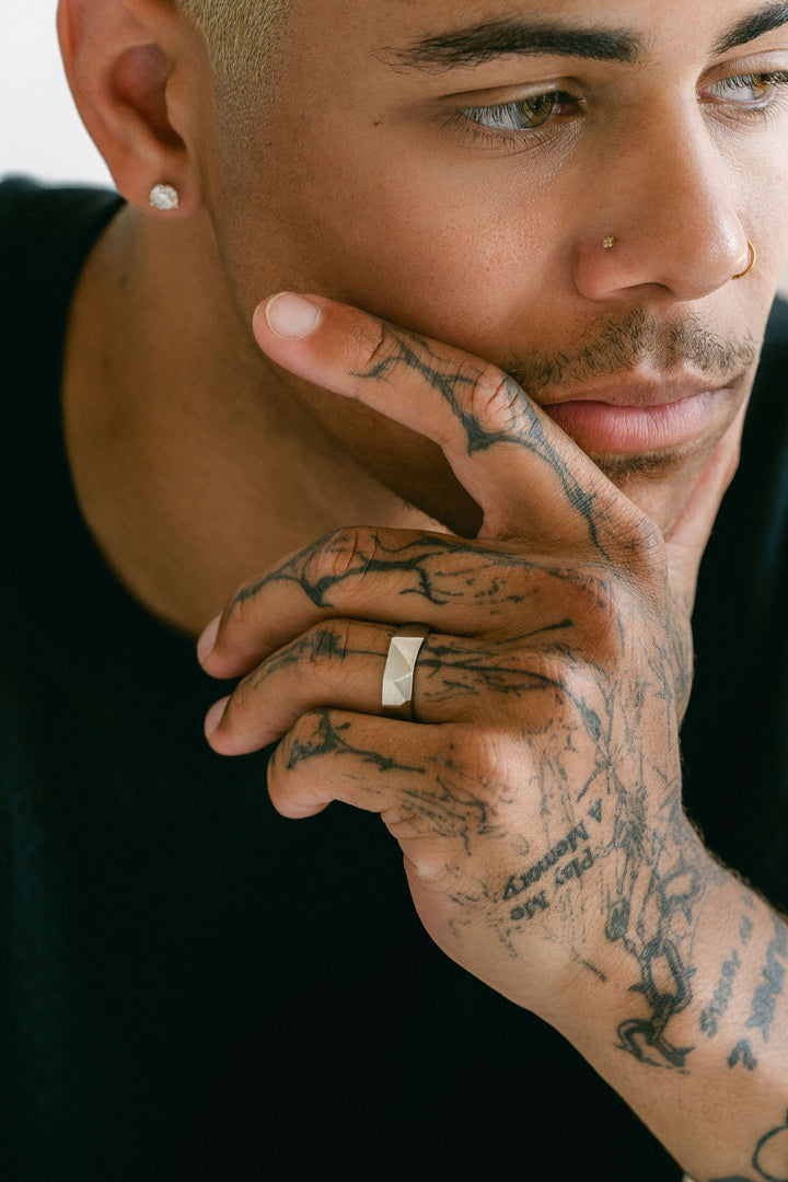 Brushed Faceted Mens Band