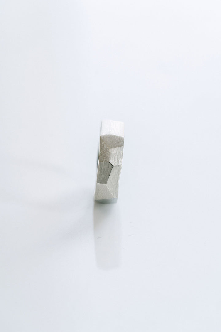 Brushed Faceted Mens Band