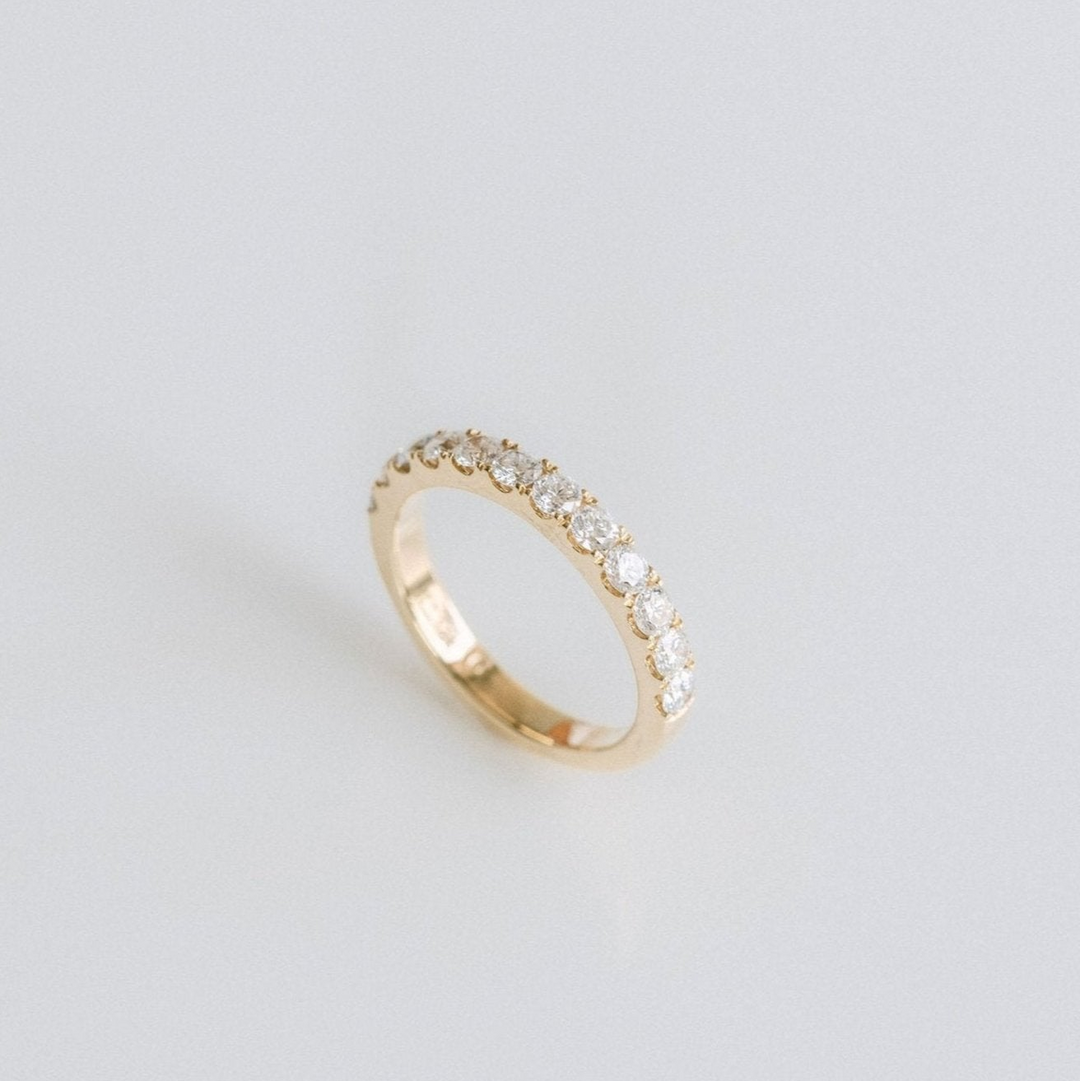 Diamond Pavè Band - 2.7mm