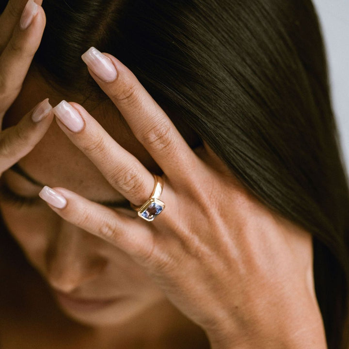 Emerald Cut Blue Sapphire Retro Bezel