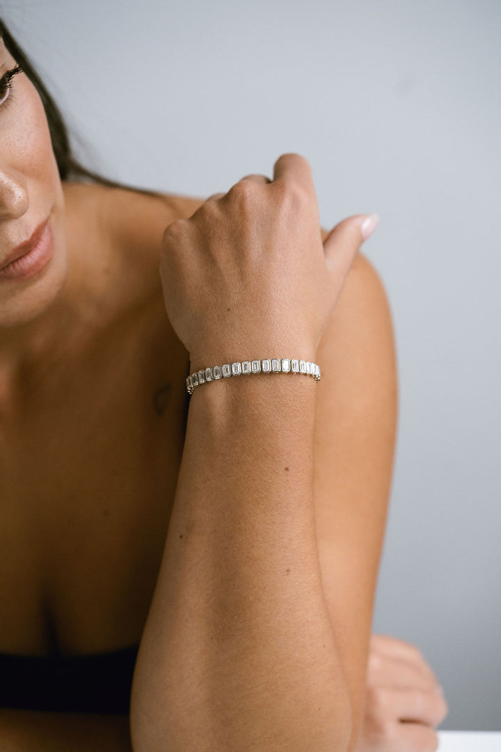 Emerald Cut Diamond Bezel Tennis Bracelet