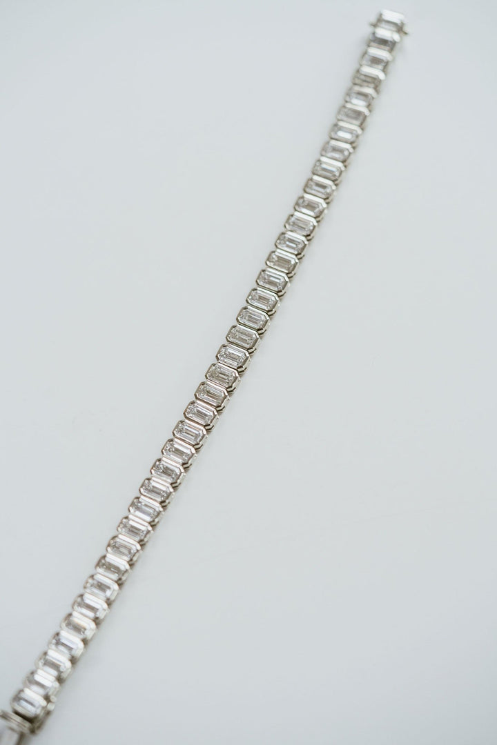 Emerald Cut Diamond Bezel Tennis Bracelet