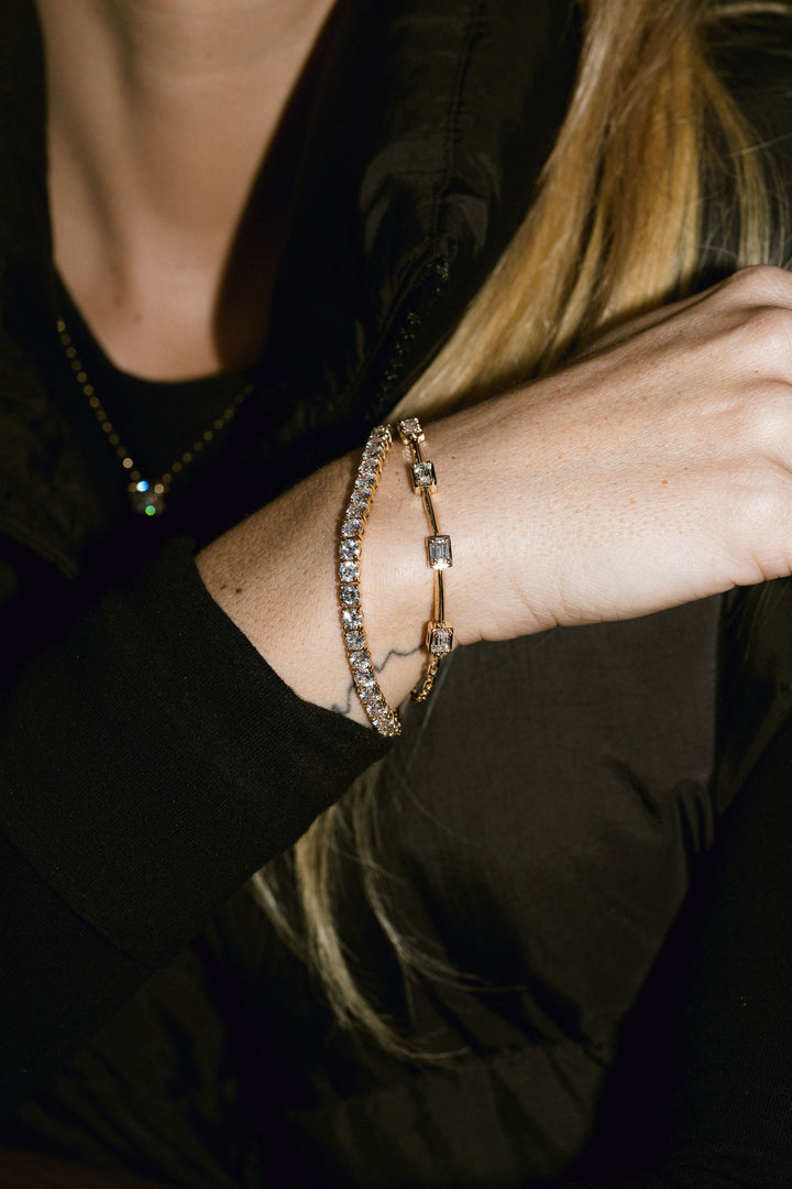 Emerald Cut East-West Diamond Gallery Bracelet