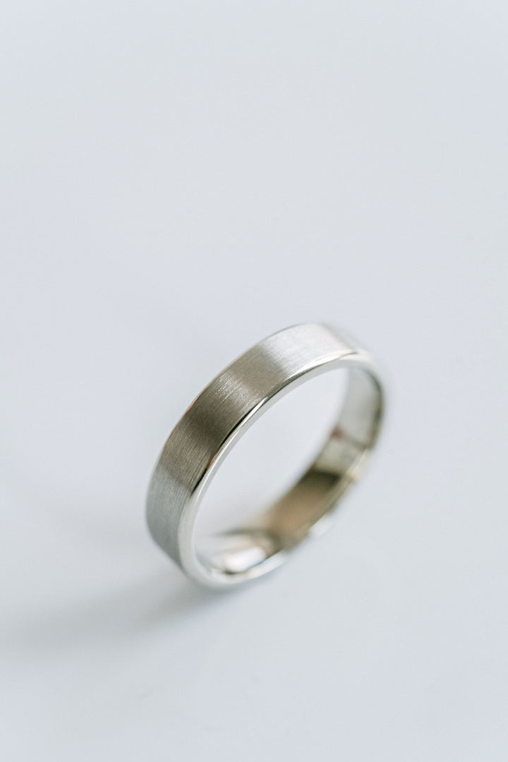 Flat Brushed Mens Band With Round Edge