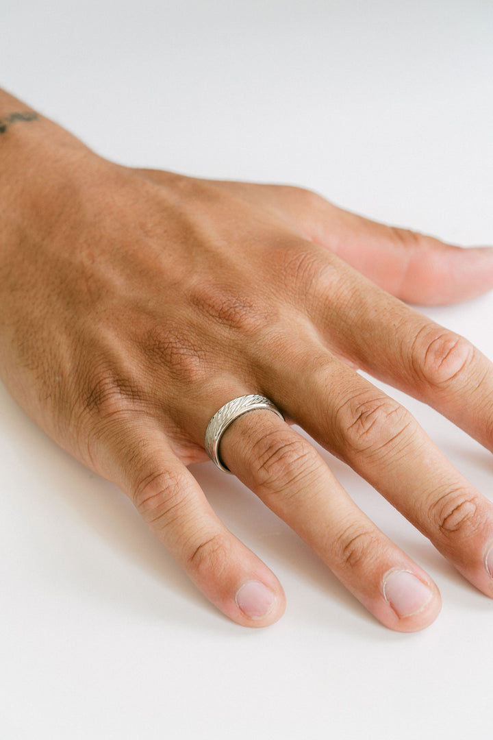 Flat Wood Grain Mens Band With Round Edge