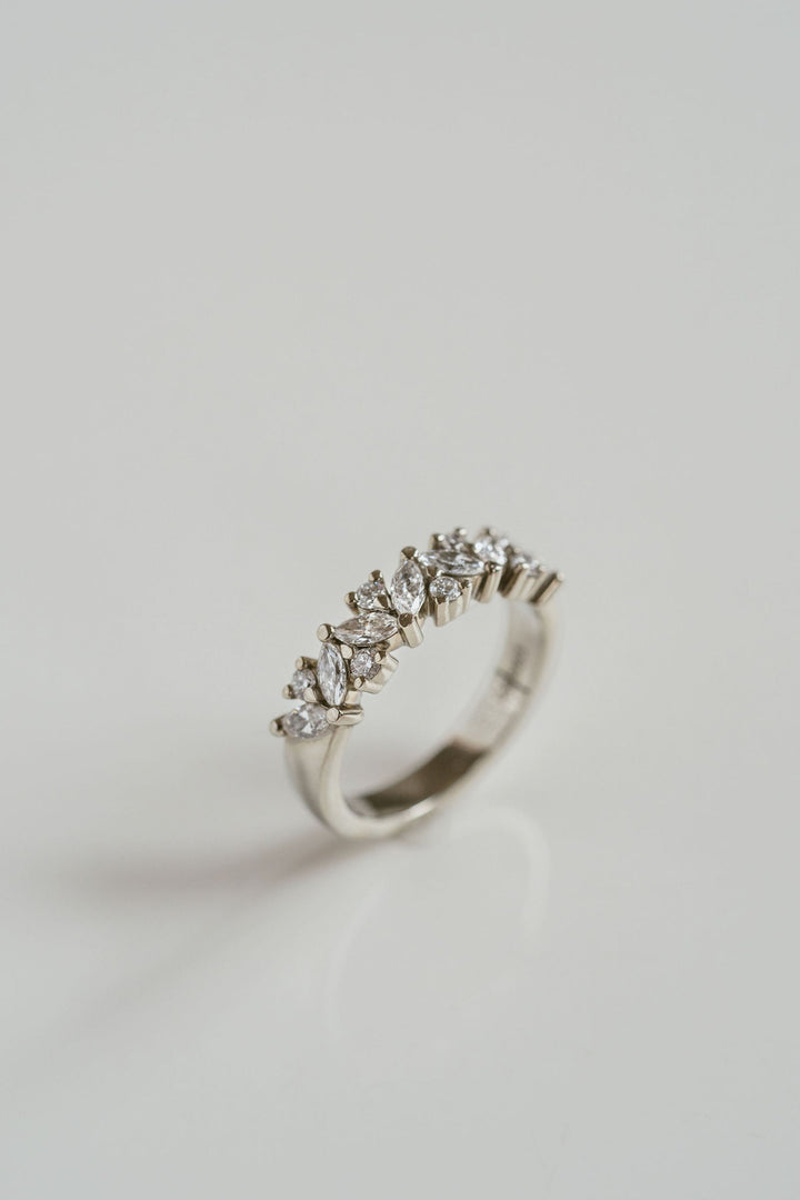 Marquise Cut and Round Brilliant Diamond Alternating Band - 5.0mm