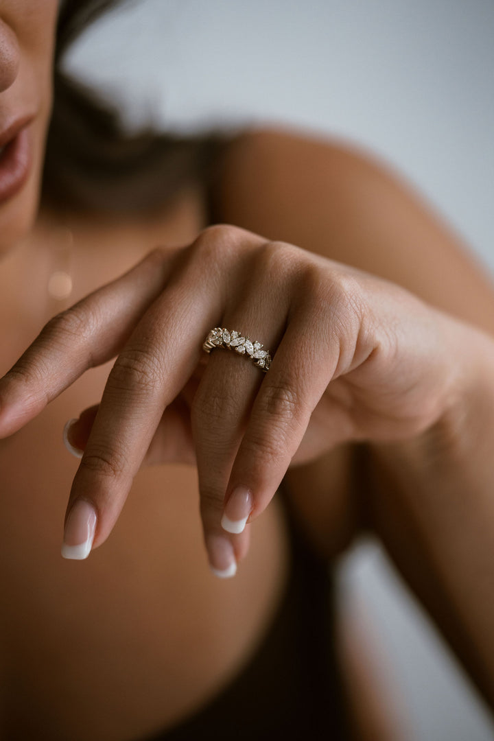 Marquise Cut and Round Brilliant Diamond Alternating Band - 5.0mm