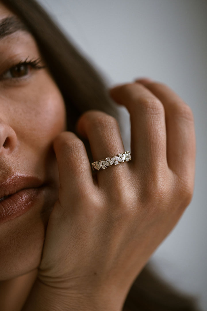 Marquise Cut and Round Brilliant Diamond Alternating Band - 5.0mm