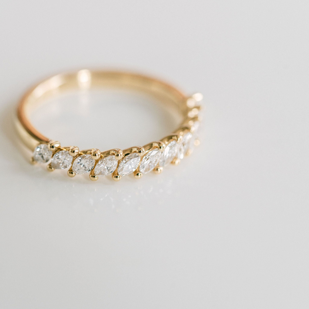 Marquise Diamond Scallop Band