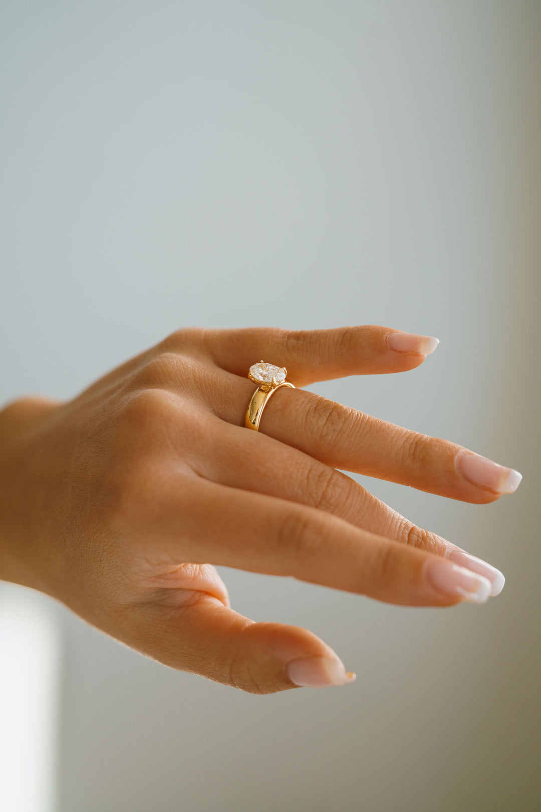 Oval Diamond Promenade Ring