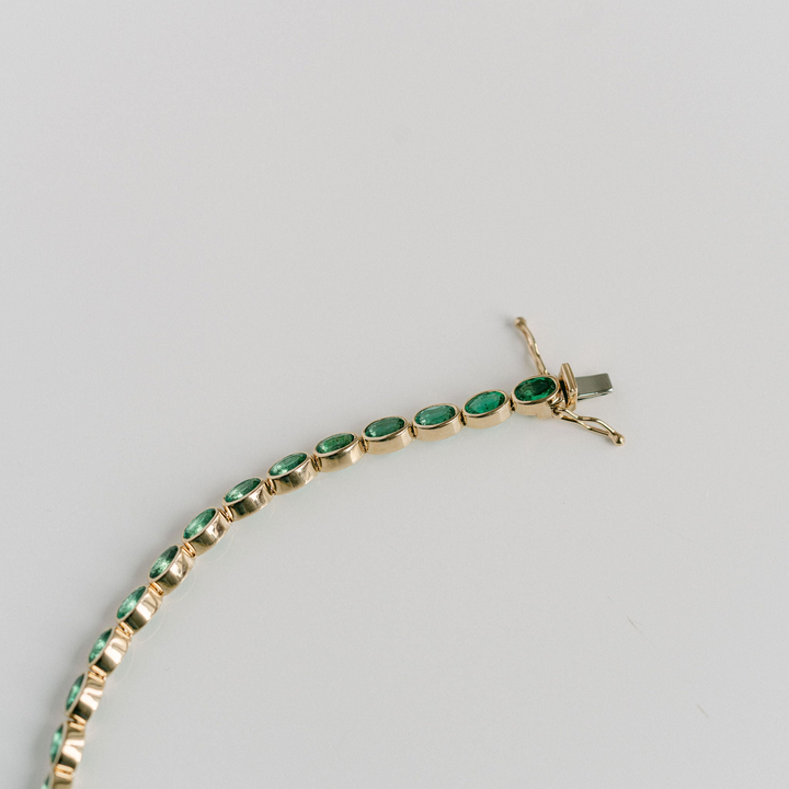 Oval Emerald Bezel Tennis Bracelet
