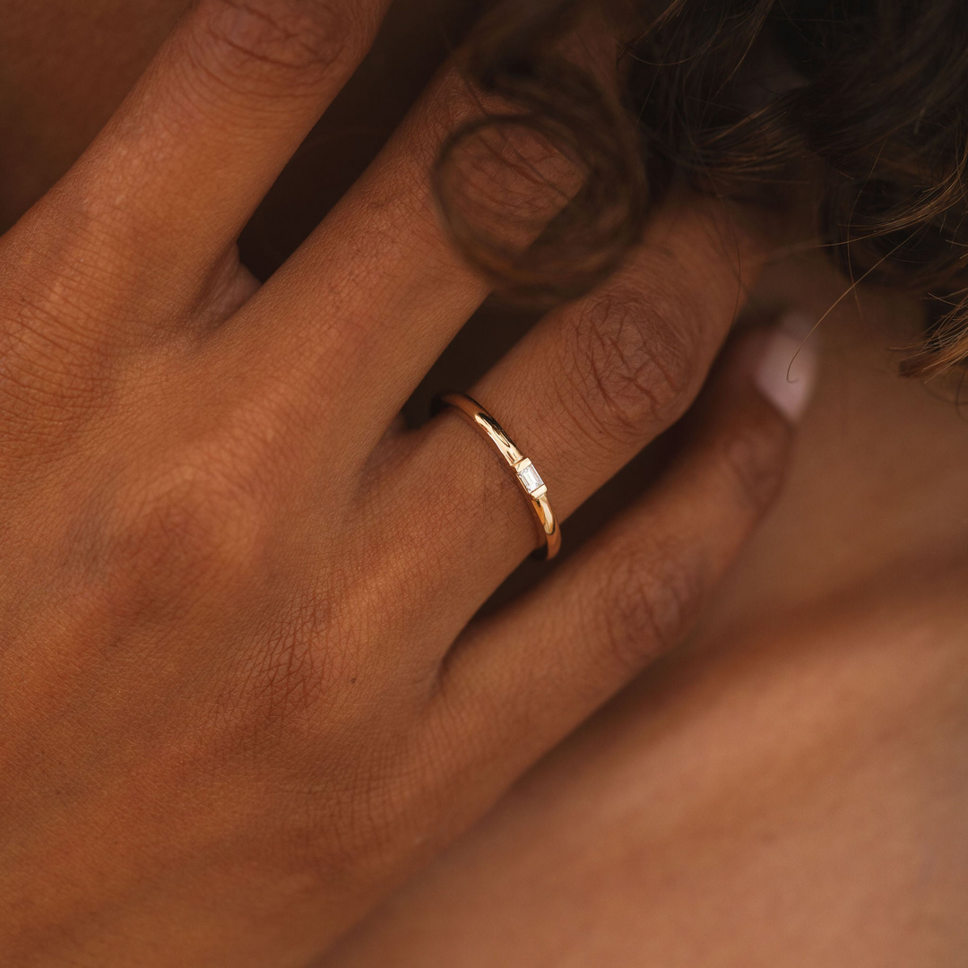 Single Baguette Diamond Band