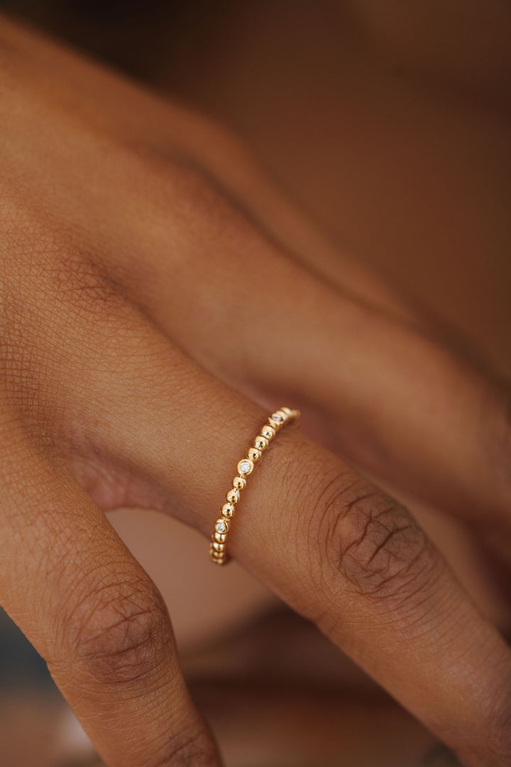 Spheres Diamond Band