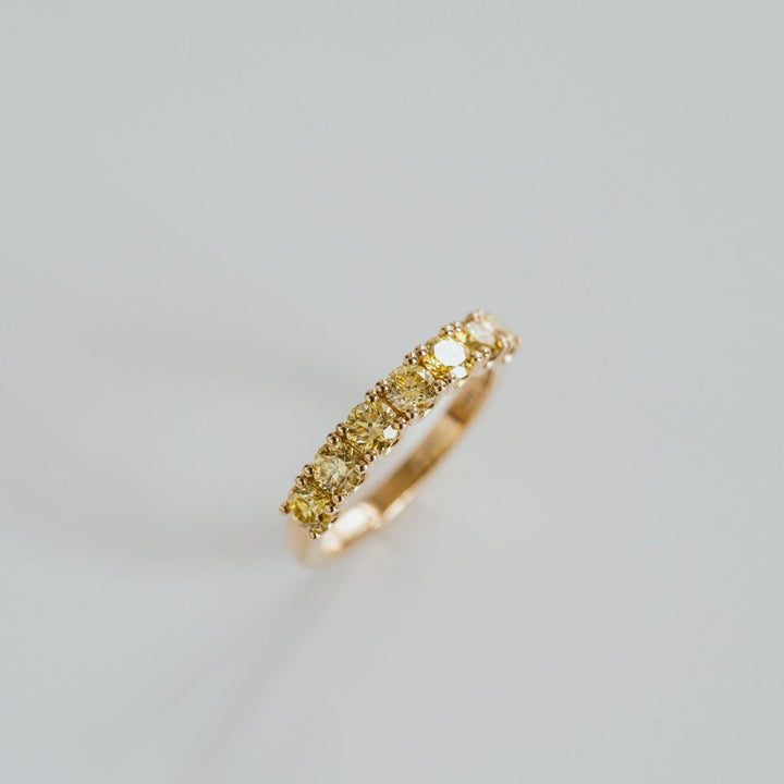 Round Brilliant Yellow Diamond Dahlia Band