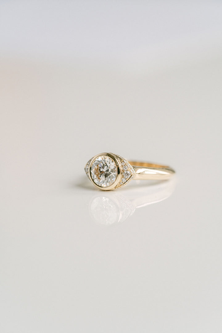 Cavalier Fine Jewelry - Round Brilliant Diamond With Diamond Eye Halo 14k Yellow Gold