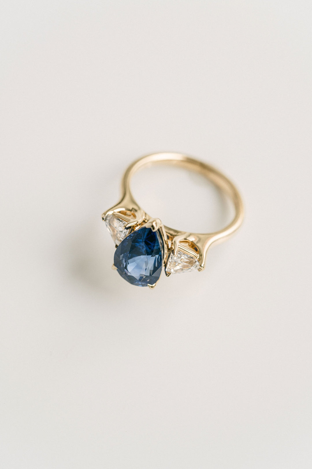 Pear Shape Blue Sri Lankan Sapphire With Shield Shape Diamond Accents, 14k Yellow Gold