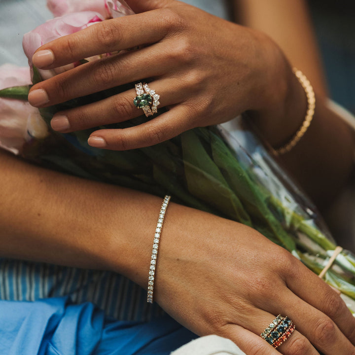 Round Orange Sapphire Dahlia Band - 3.5mm