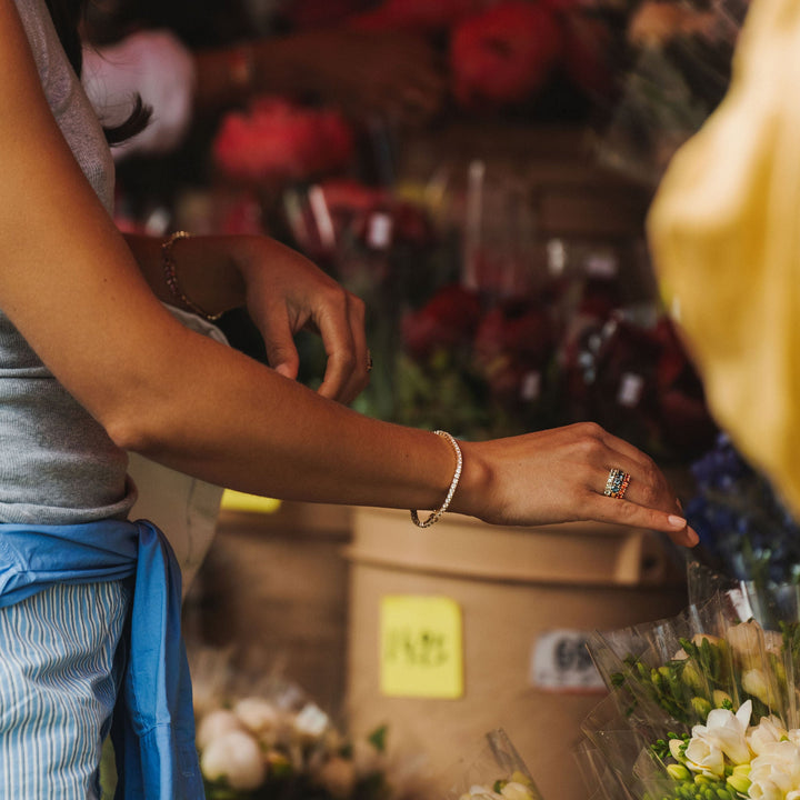 Round Orange Sapphire Dahlia Band - 3.5mm