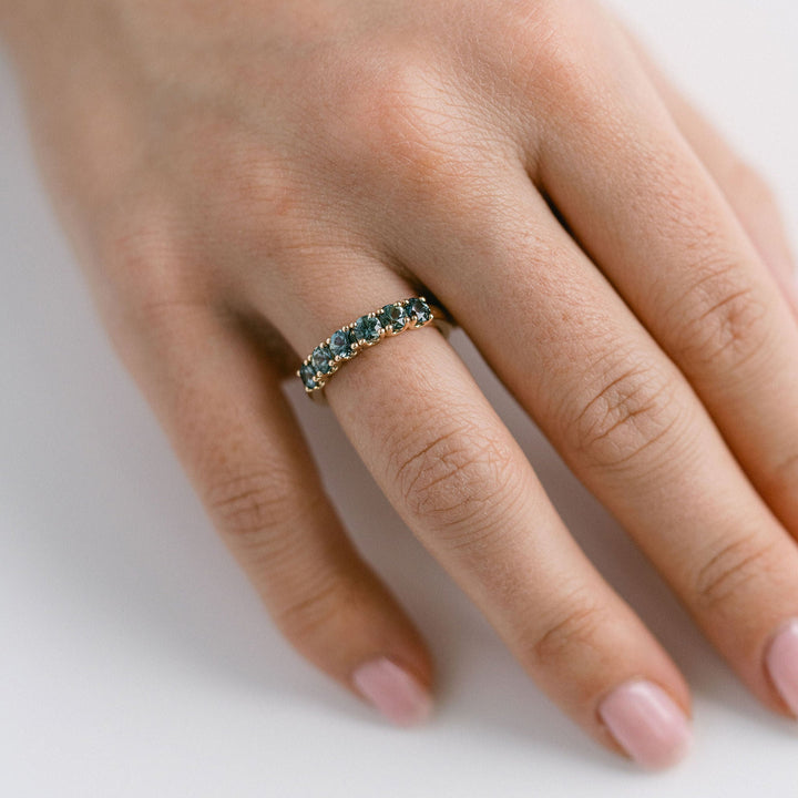 Round Blue-Green Sri Lankan Sapphire Gemstone Band 14k Yellow Gold- 3.5mm