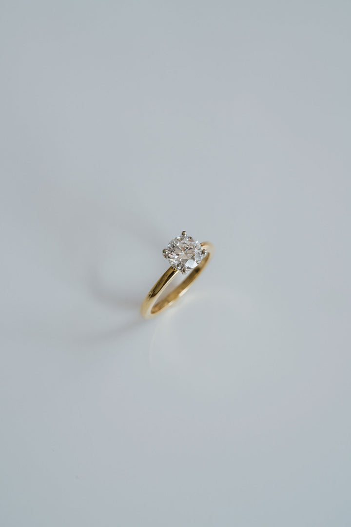 Round Brilliant Diamond Two Tone Cavalier Solitaire