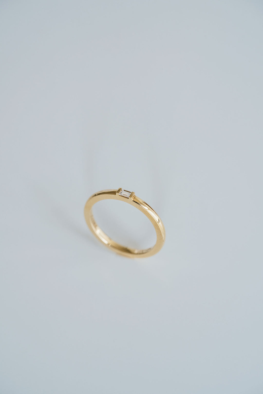 Single Baguette Diamond Band