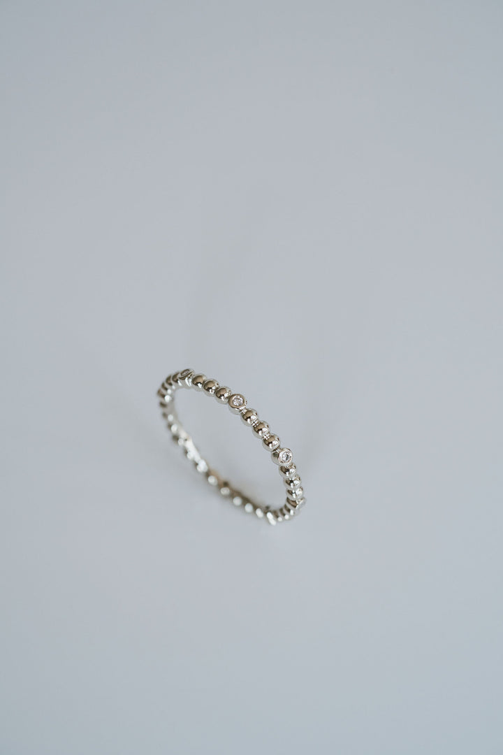 Spheres Diamond Band