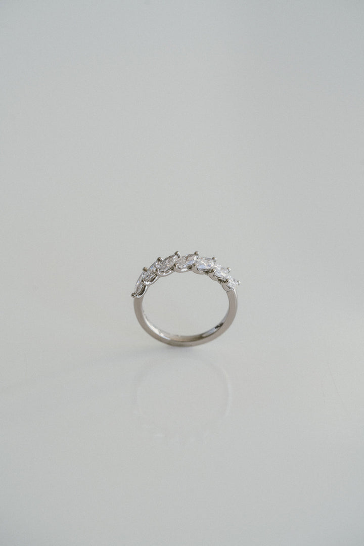Marquise Diamond Scallop Band