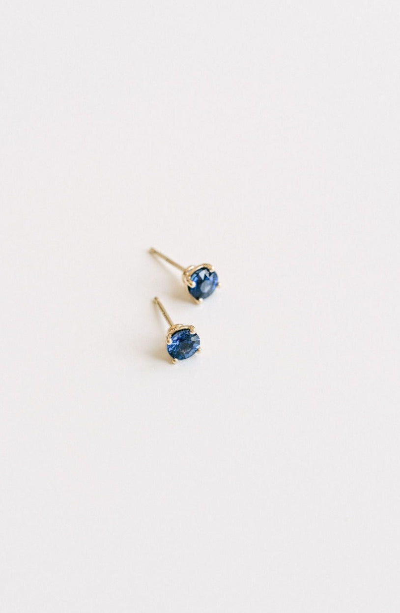 Round Blue Sri Lankan Sapphire Studs, 14k Yellow Gold 