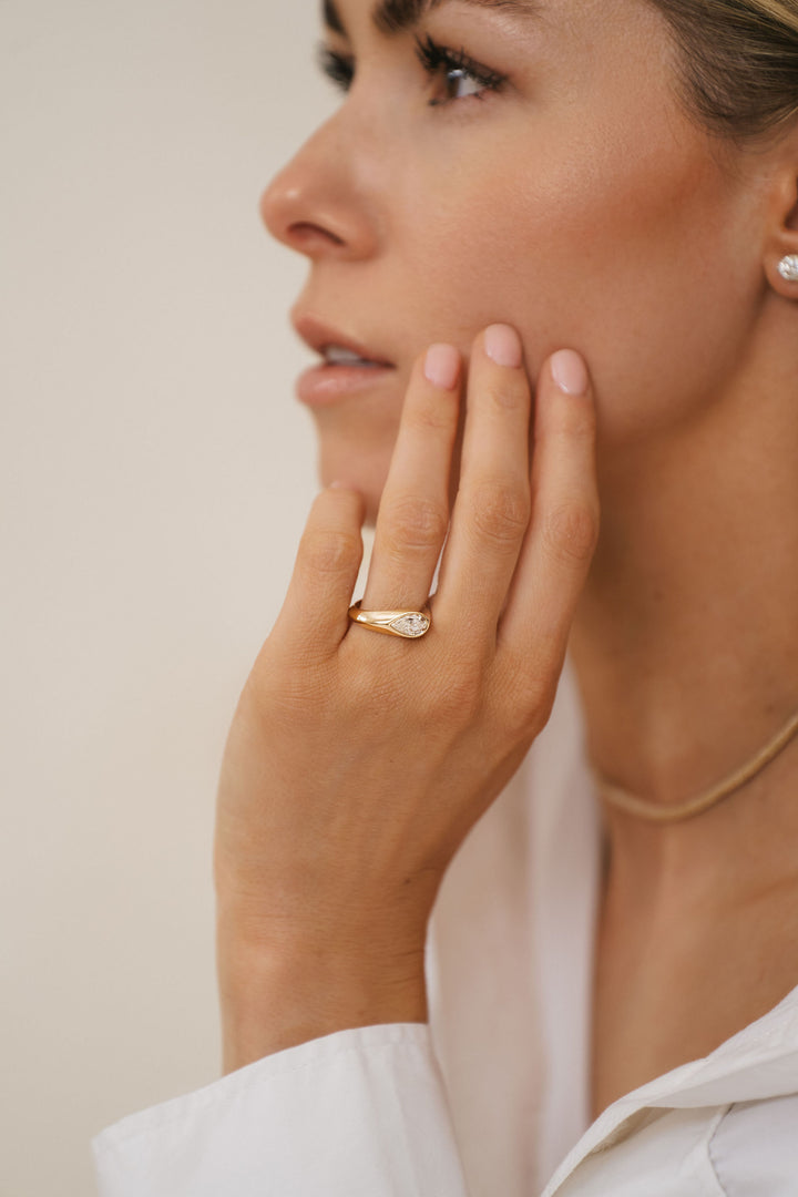 Pear Shape Offset Knife-Edge Signet Ring 14k YG - Cavalier Spring Bridal 2024