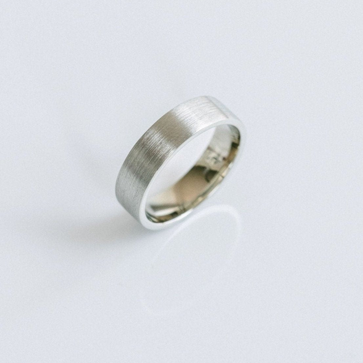 Flat Brushed Mens Band