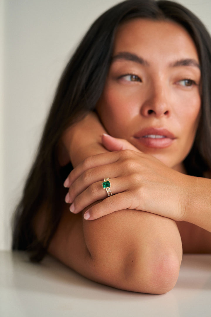 Emerald Cut Emerald Ring With Bar Set Baguette Diamond Band - 4mm