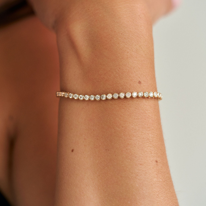 Round Diamond Bezel Tennis Bracelet