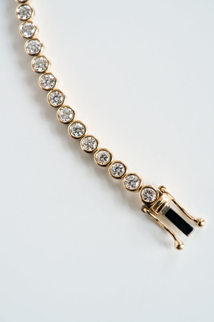 Round Diamond Bezel Tennis Bracelet