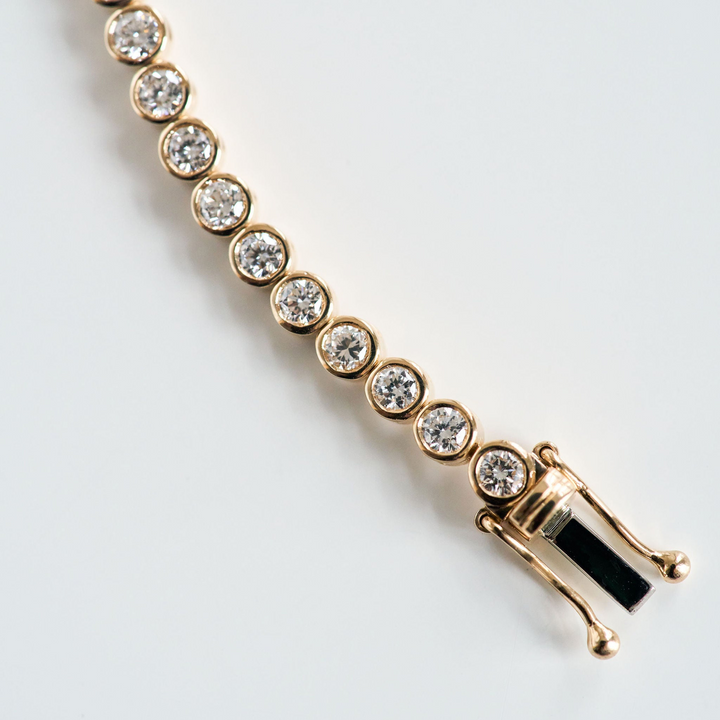 Round Diamond Bezel Tennis Bracelet