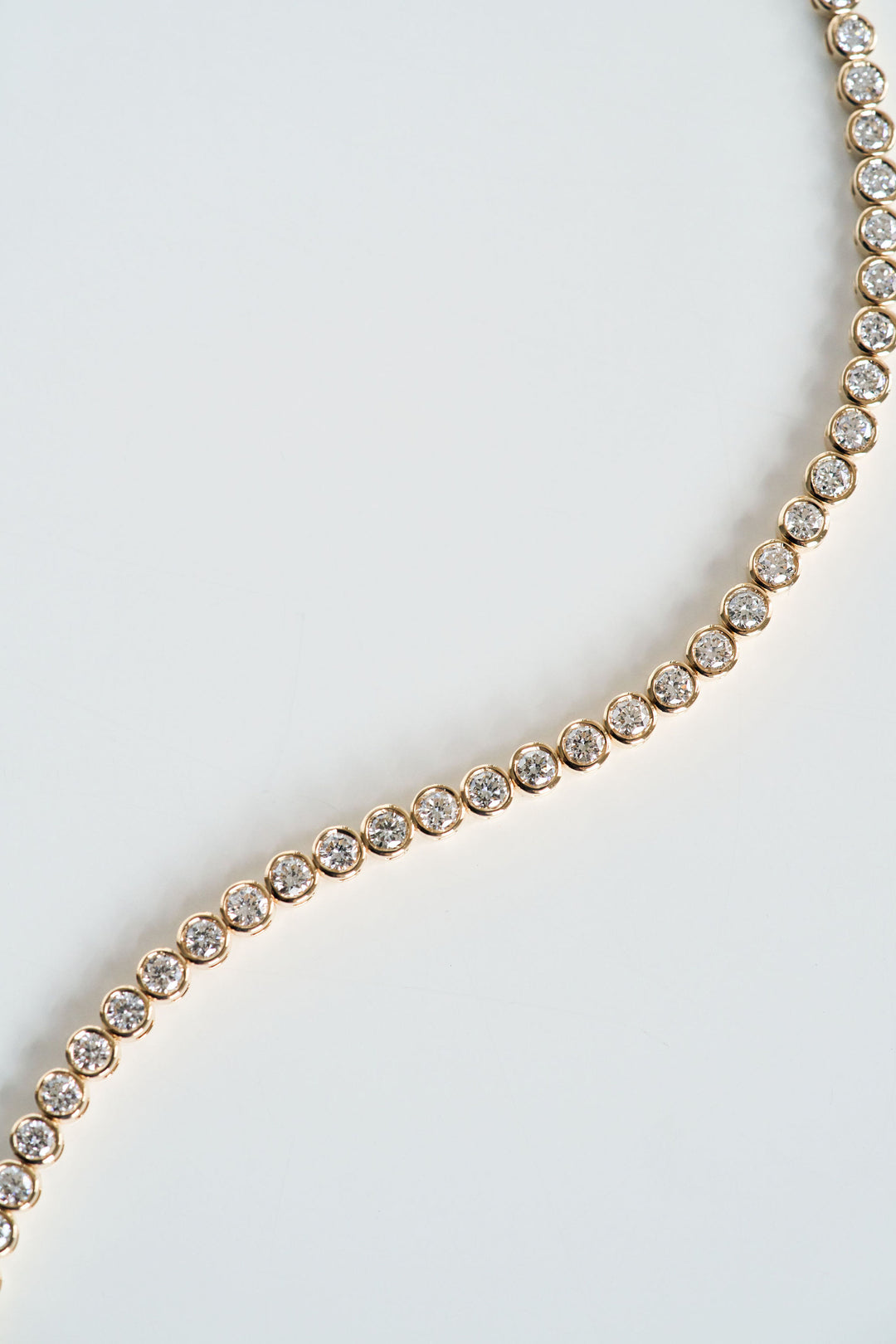 Round Diamond Bezel Tennis Bracelet