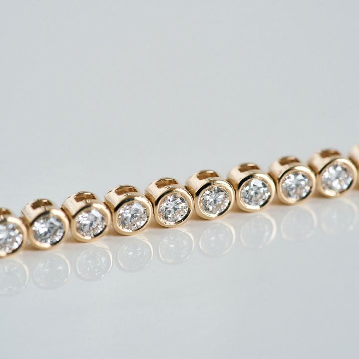 Round Diamond Bezel Tennis Bracelet