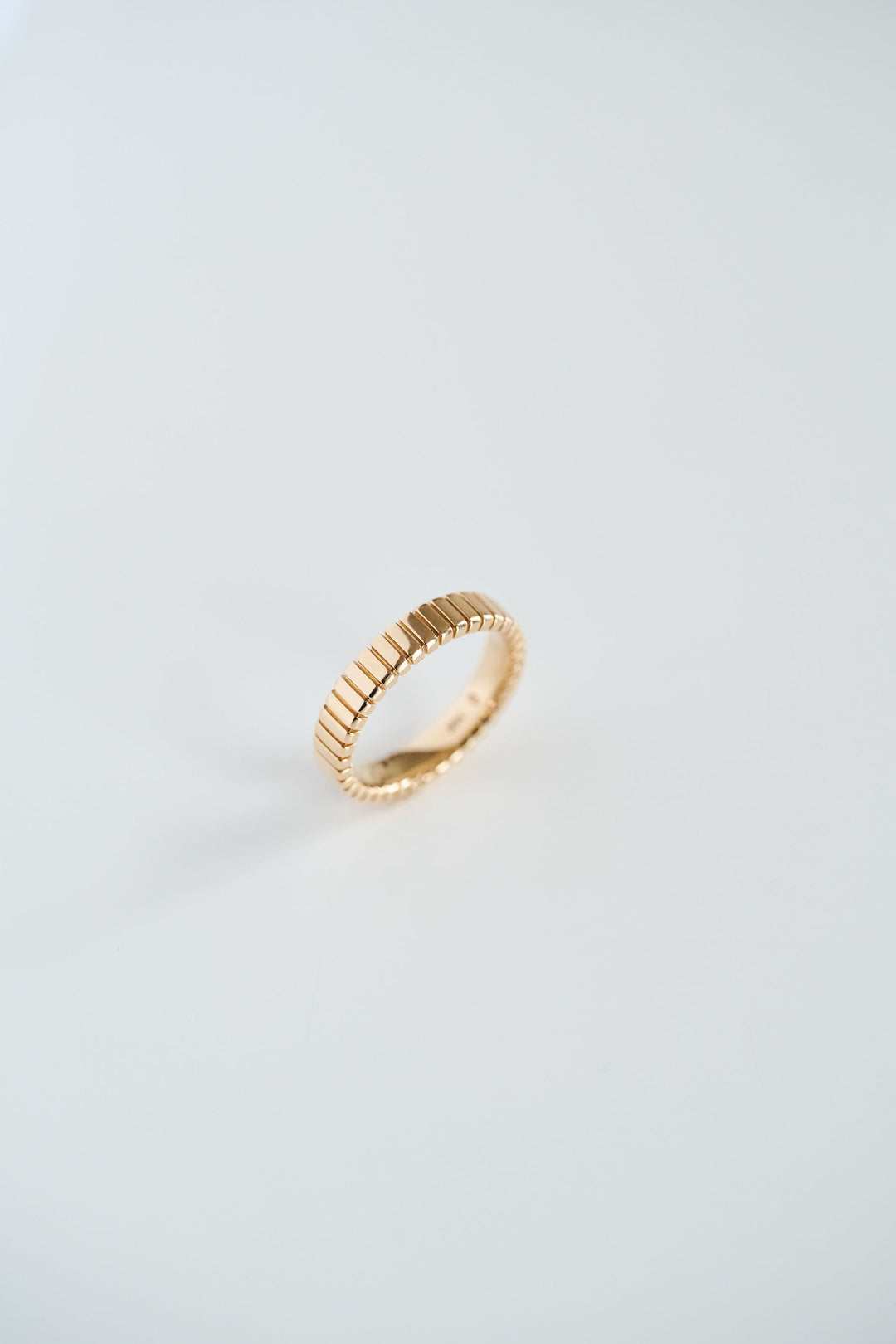 Fluted Band