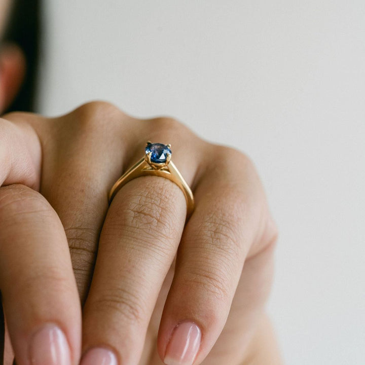 Oval Blue Sapphire Dominion