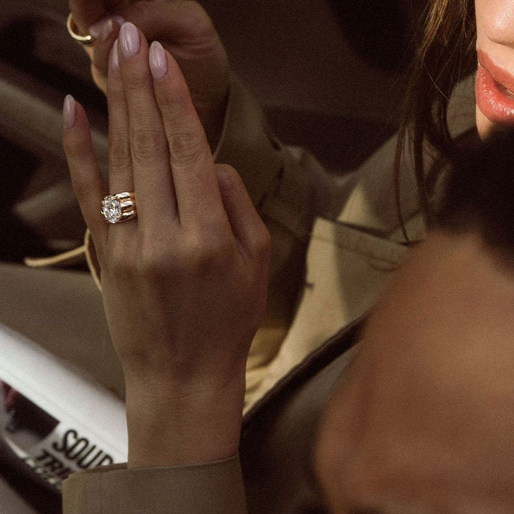 Oval Diamond Aria Ring