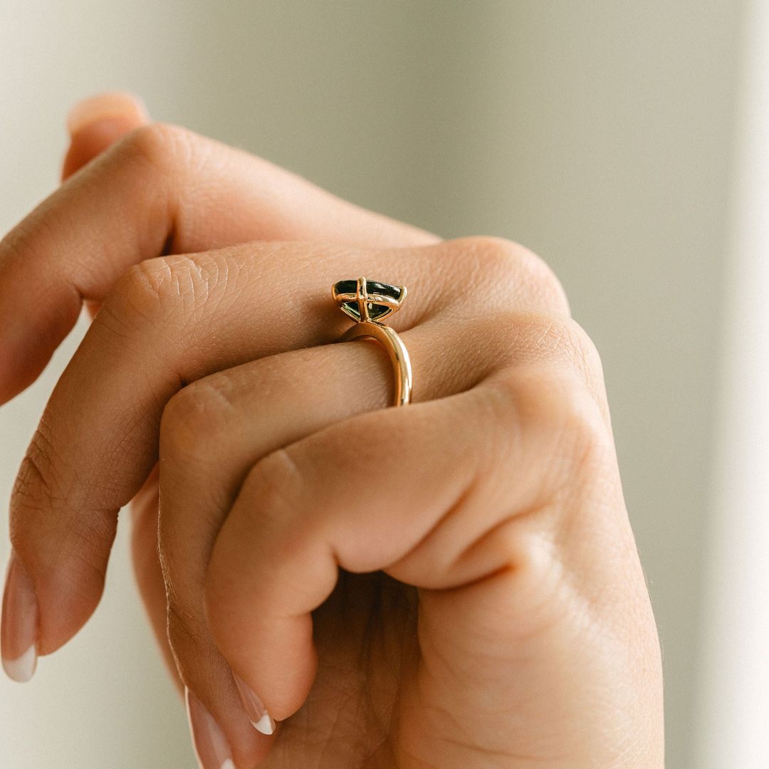 Oval West Coast Green Sapphire Cavalier Solitaire