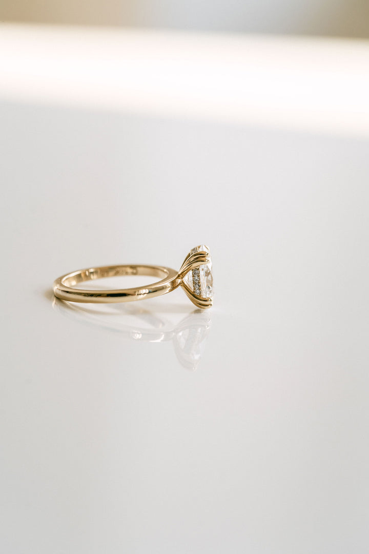 Oval Diamond Double Prong Solitaire With Collar