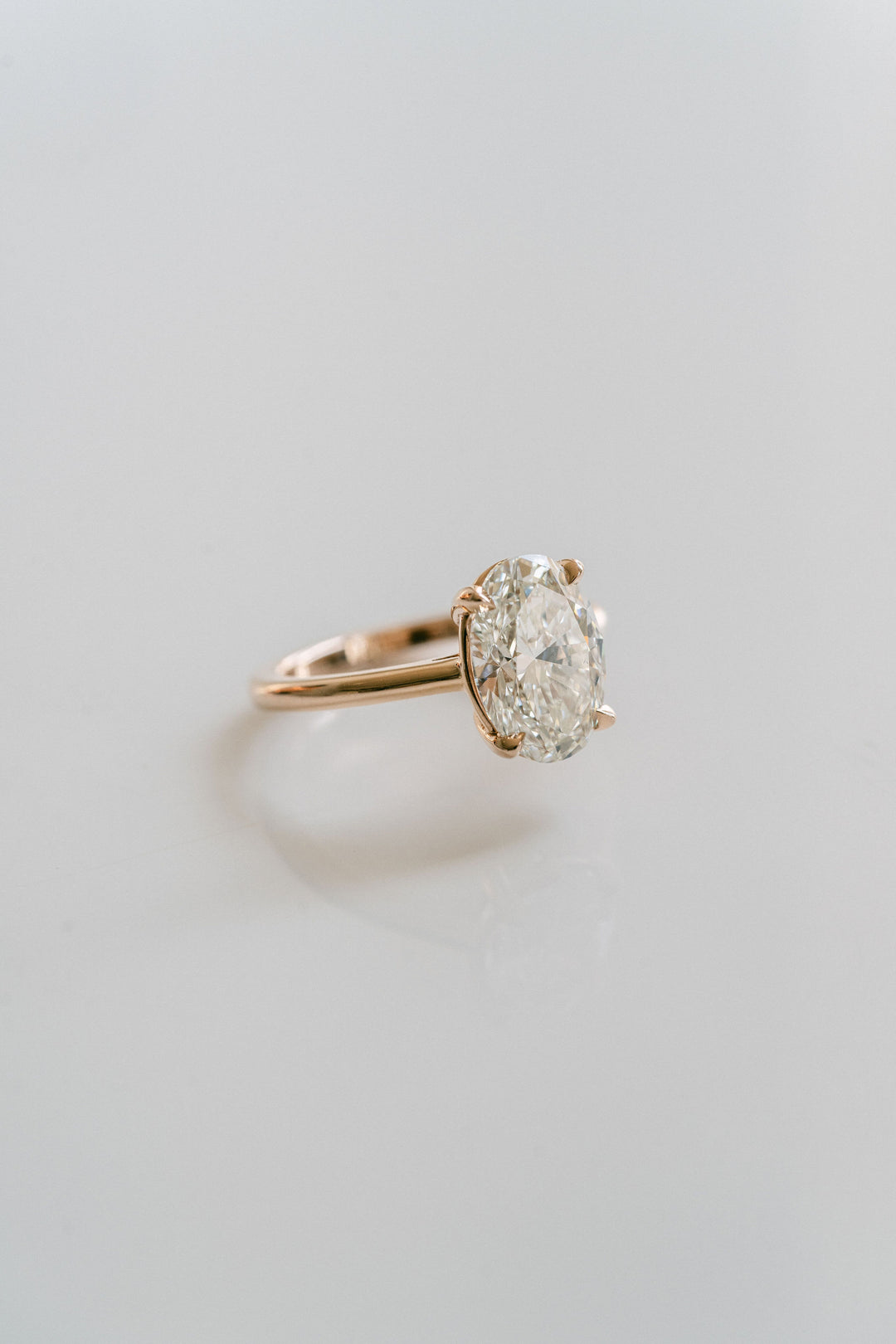 Oval Diamond Low-Set Dominion